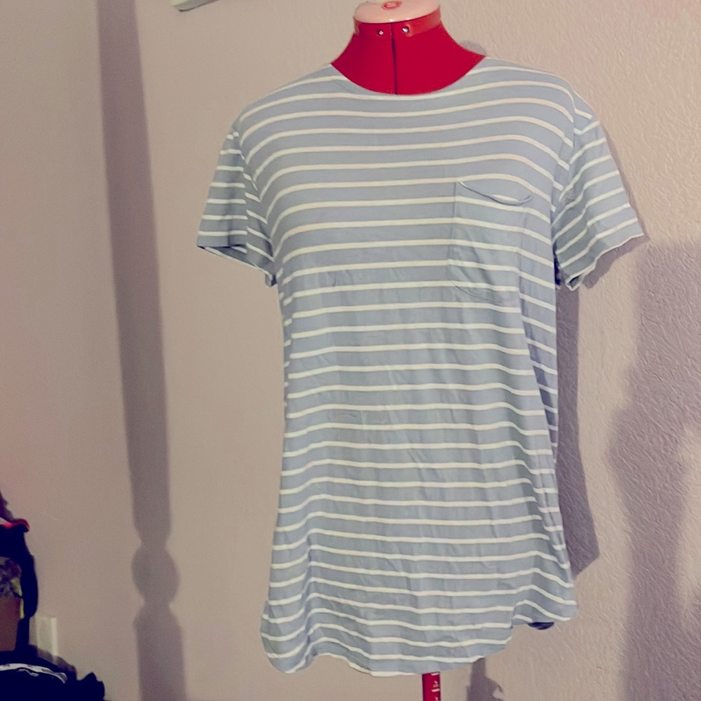 Blue striped t